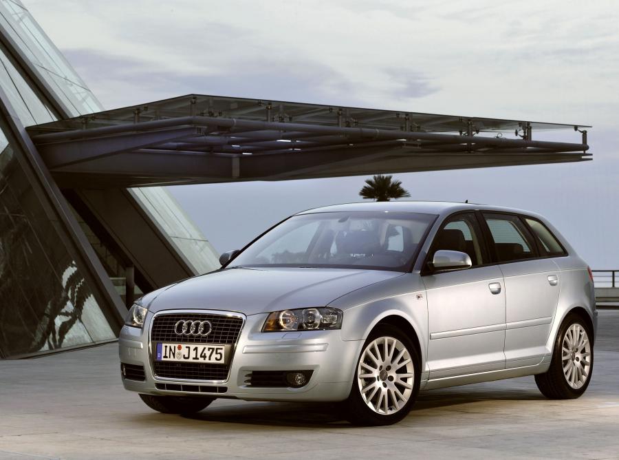  Audi A3 Sportback 2.0T (8PA) 2004 года  (WW) (фото 18 из 21)